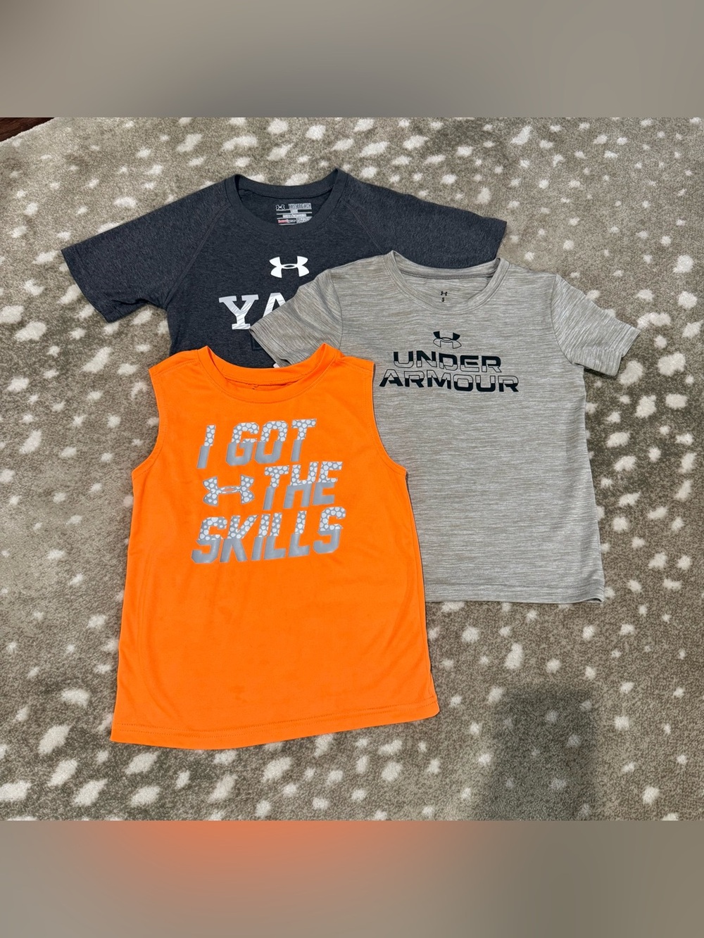 Bundle (3) Under Armour Kids Tops. Size 5